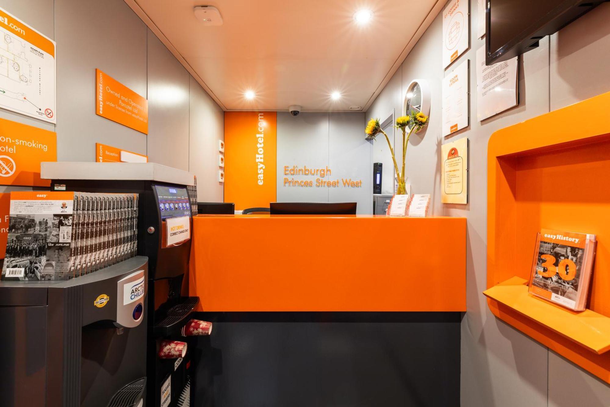 Easyhotel EDI Kültér fotó