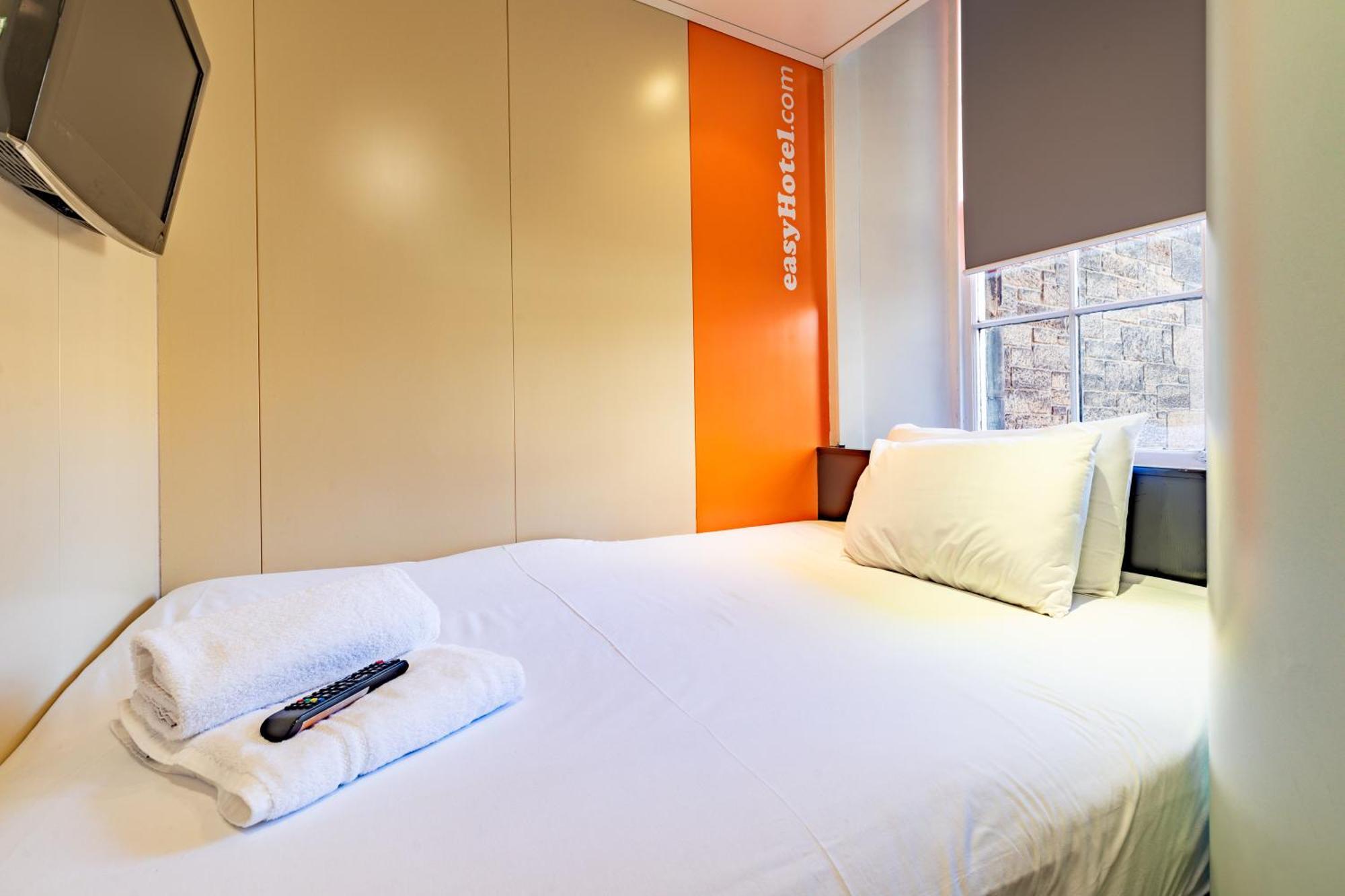 Easyhotel EDI Kültér fotó