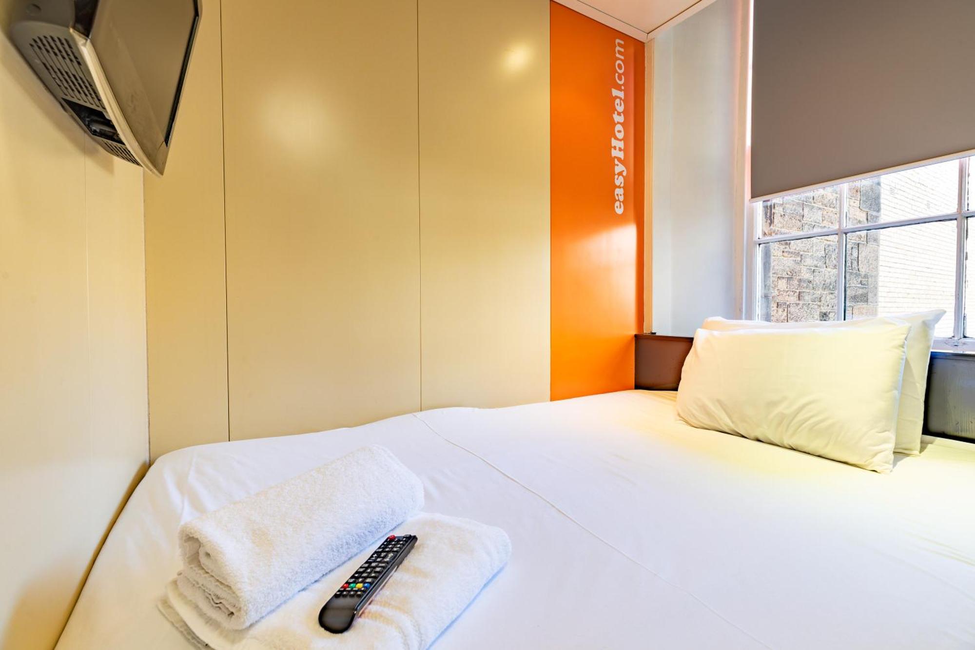 Easyhotel EDI Kültér fotó
