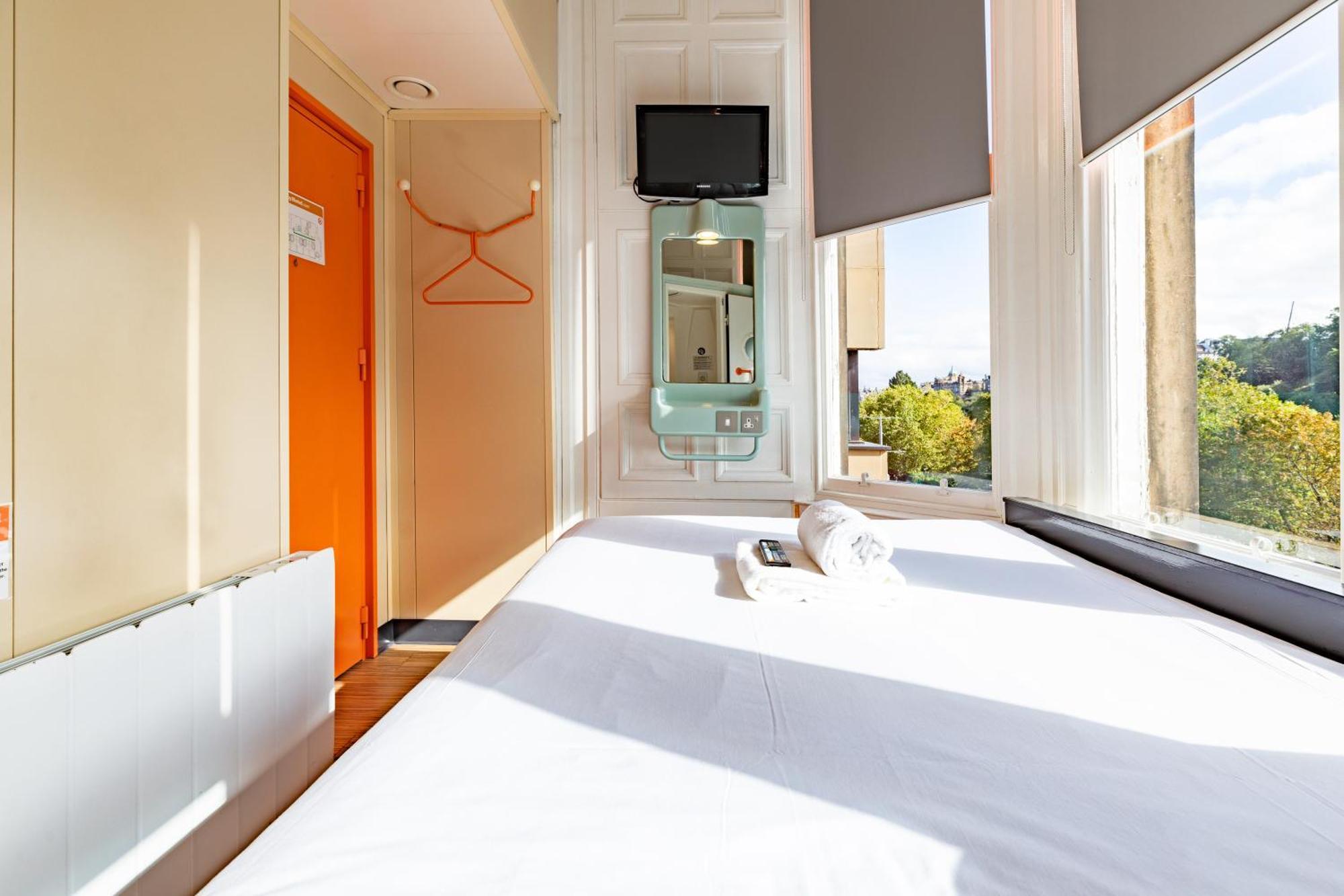 Easyhotel EDI Kültér fotó