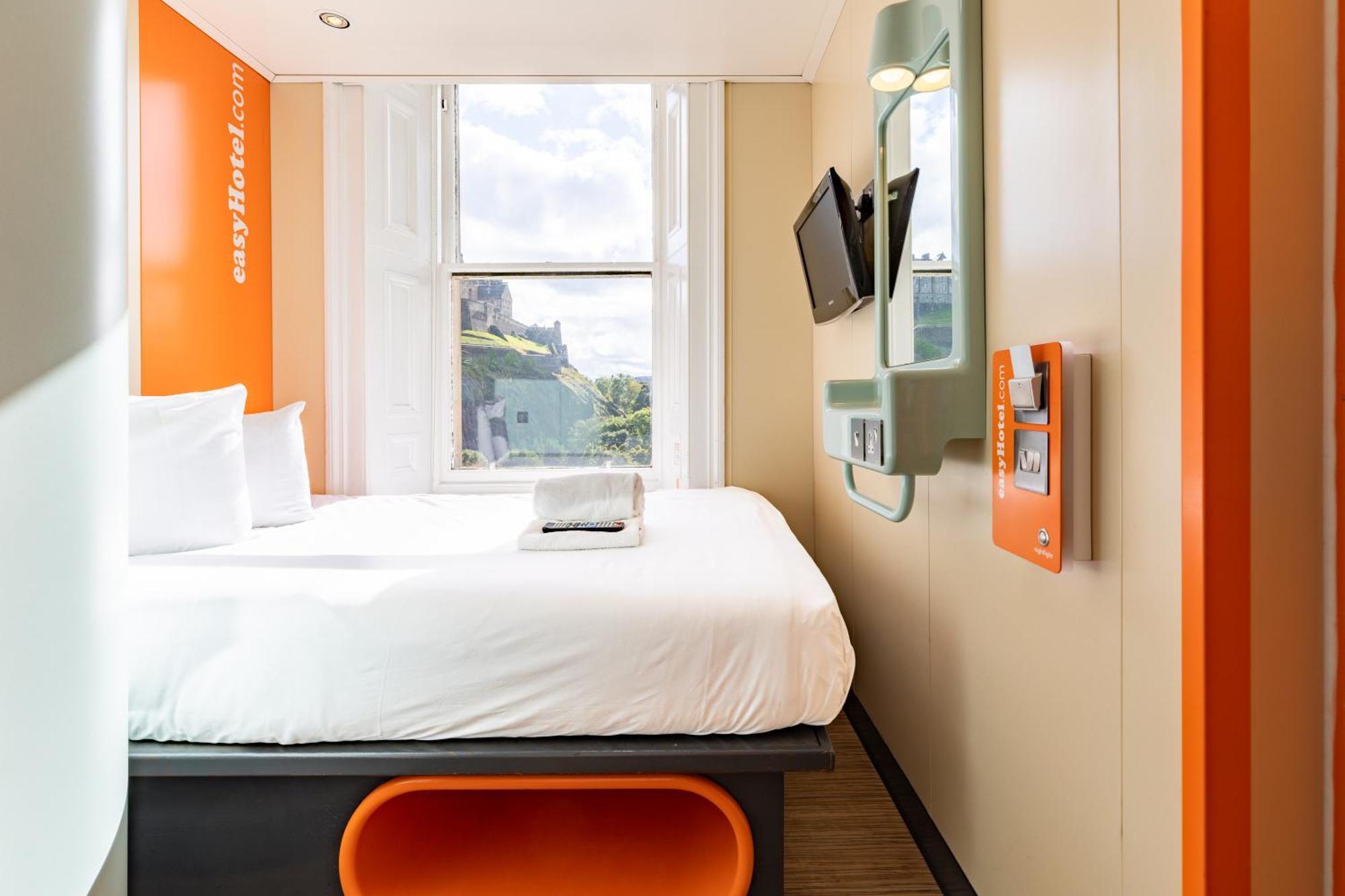 Easyhotel EDI Kültér fotó